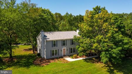 334 KINGSBERRY DRIVE
