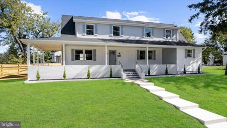 7821 WATERVIEW DRIVE