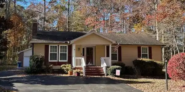 9 BURR HILL DRIVE