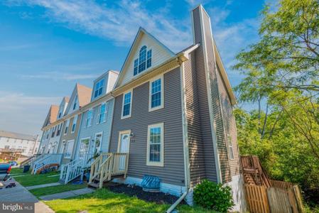 3919 SEA BASS COURT