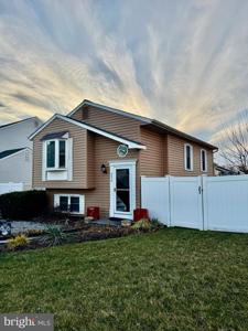 8076 OUTING AVENUE