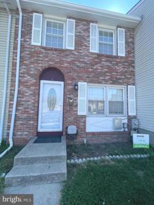4 BANTRY COURT