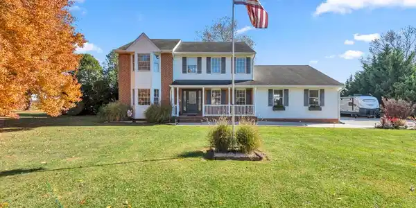 124 OVERLOOK DRIVE