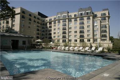 5 PARK PLACE