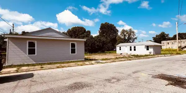 64 WALNUT STREET