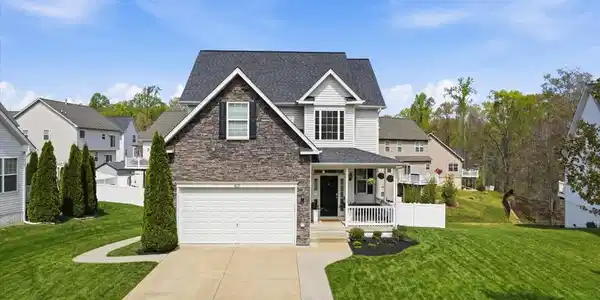 613 YEARLING DRIVE