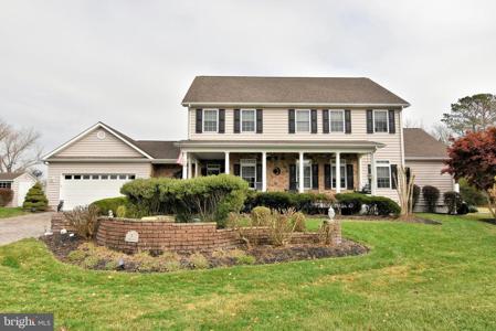 3 THOMAS LANE
