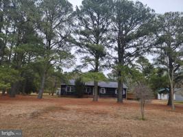 3653 COUNTRY CLUB ROAD