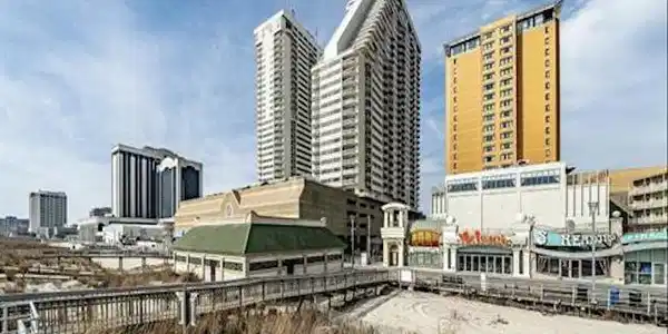 3101 BOARDWALK
