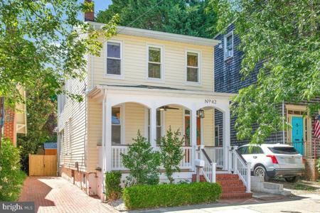 42 LAFAYETTE AVENUE