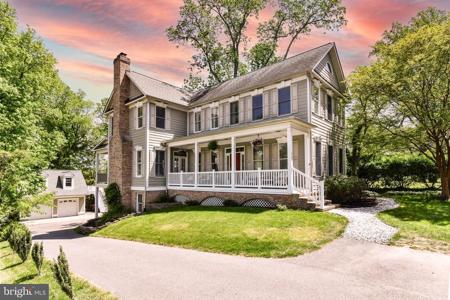 807 OLD COUNTY ROAD