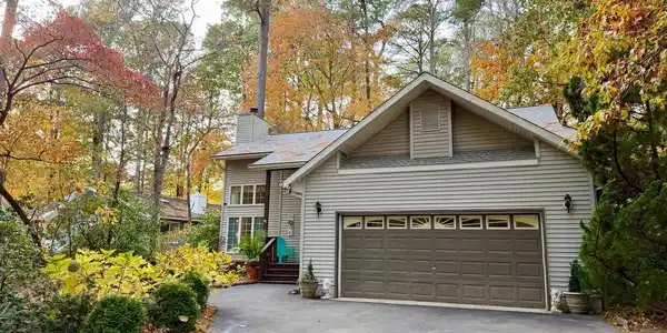 4 FANTAIL COURT