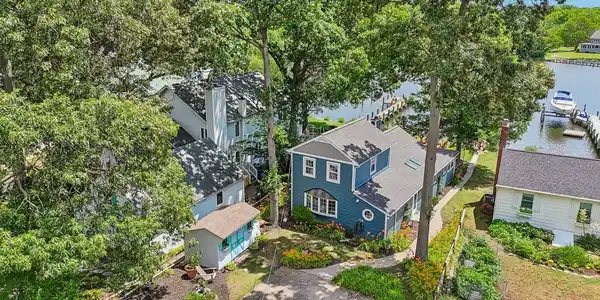 275 GIBSON ROAD
