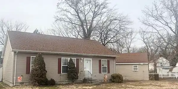 1303 COLONIAL AVENUE