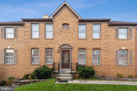 1015 BOOM COURT