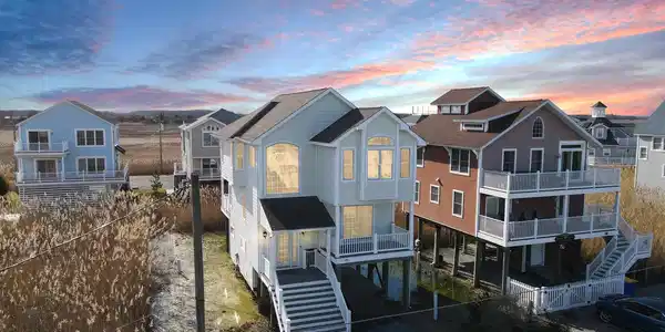 189 N BAY SHORE DRIVE