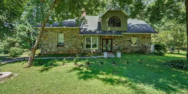 652 LIBERTY GROVE ROAD