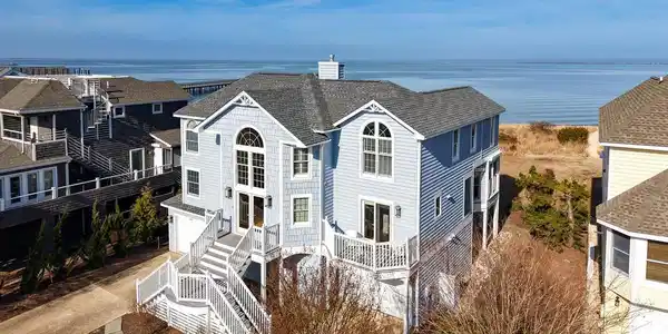 122 BREAKWATER REACH