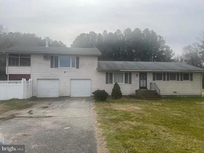 3880 FISH HOOK DRIVE