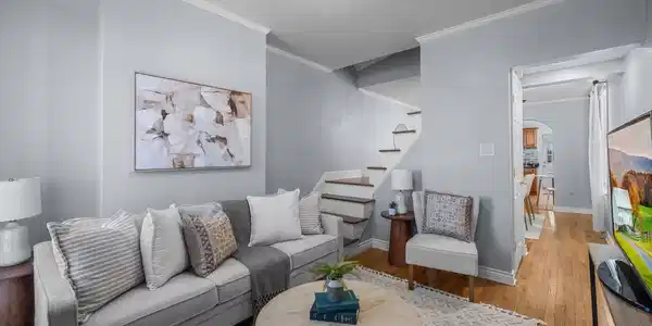 17 FORT AVENUE