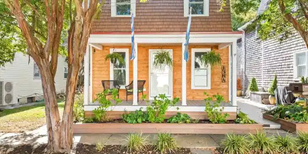 138 A&B WASHINGTON AVENUE