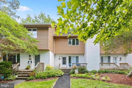 730 BAYBERRY CIRCLE