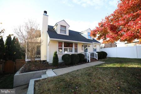 309 WOODLAWN AVENUE