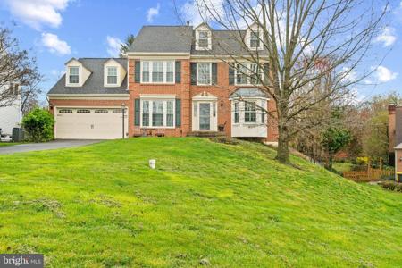 1205 FORT HILL COURT
