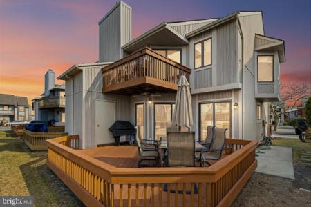 3105 WINDJAMMER LANE