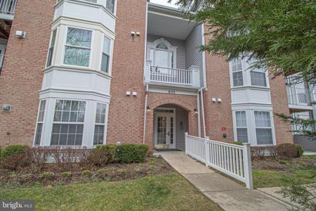 655 BURTONS COVE WAY