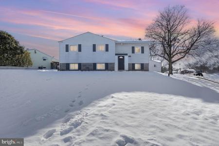 2301 HOLYOKE ROAD