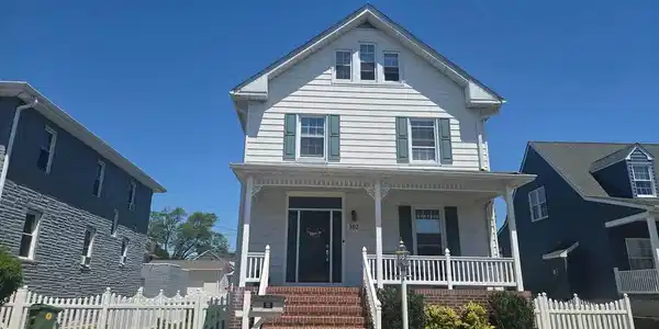 102 7TH AVENUE
