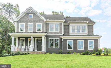 995 AINSLEY LANE