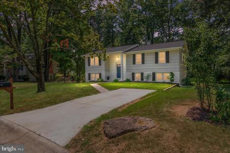 305 MARLINSPIKE DRIVE