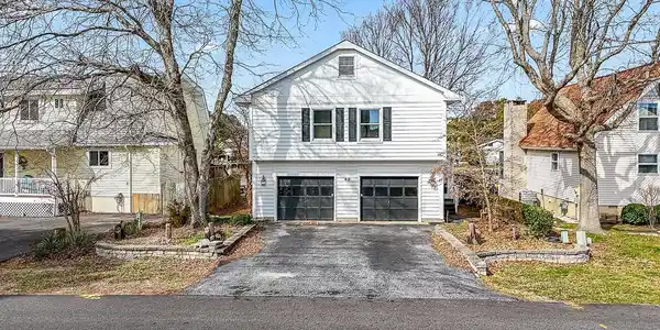 43 MOONSHELL DRIVE