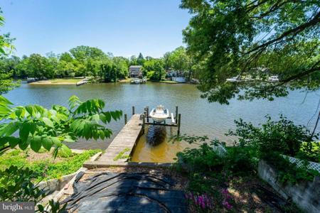 555 RIVERSIDE DRIVE