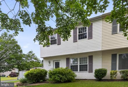 1092 BRIGHTLEAF COURT