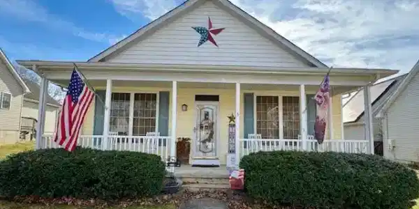 6 MALLORY WAY