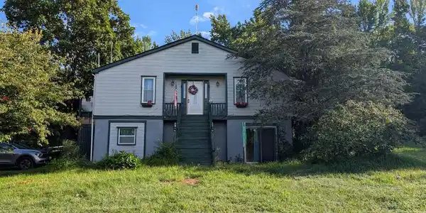 230 MCKINNEYTOWN ROAD