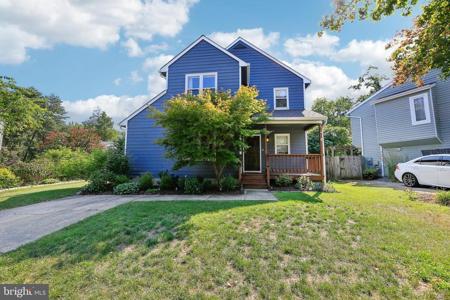 909 LANGDON COURT