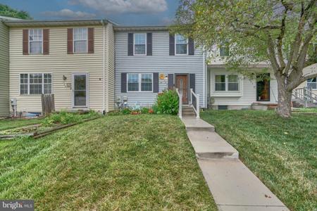 762 CUSTIS STREET