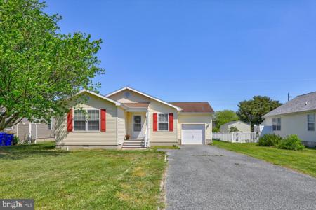 38205 CLOVER LANE