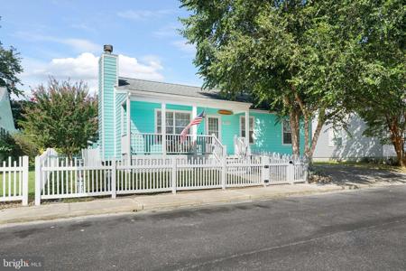 38651 JAMESTOWN CIRCLE