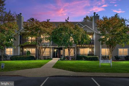 216 TEAL COURT
