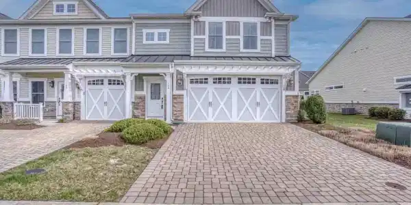 128 CARTER WAY