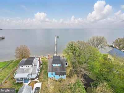 305 BAY FRONT DRIVE