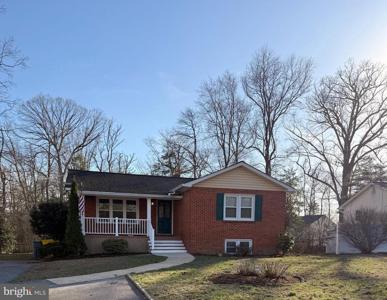 115 EDGEMERE DRIVE