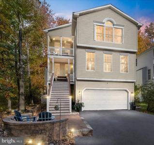 3273 ARUNDEL ON THE BAY ROAD