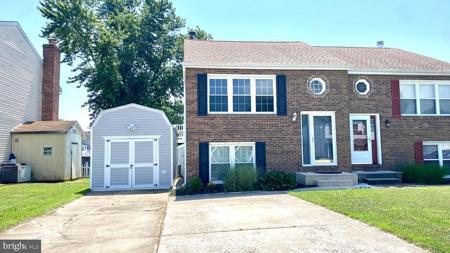 109 BREAKWATER COURT