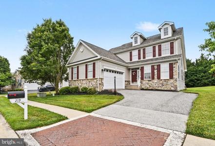219 THUNDER GULCH CIRCLE